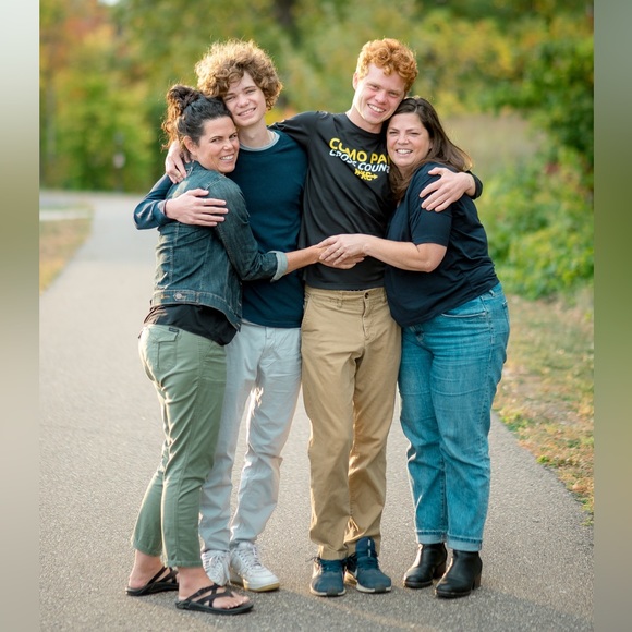 Meet your Posher, Emily - Picture 5 of 6